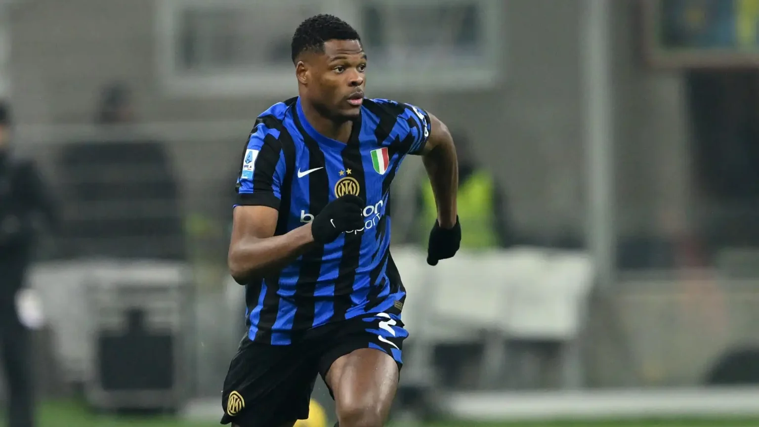Football Transfer Latest: Summer 2025 Window Heats Up!