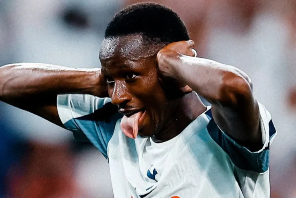 Tottenham win North London derby against Arsenal in Hong Kong