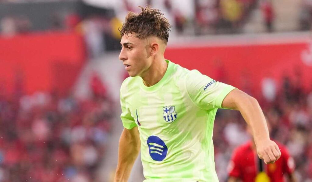 Here's a more engaging title in English:
Three Reasons Why Fermin Lopez Should Seriously Consider Chelsea's Offer