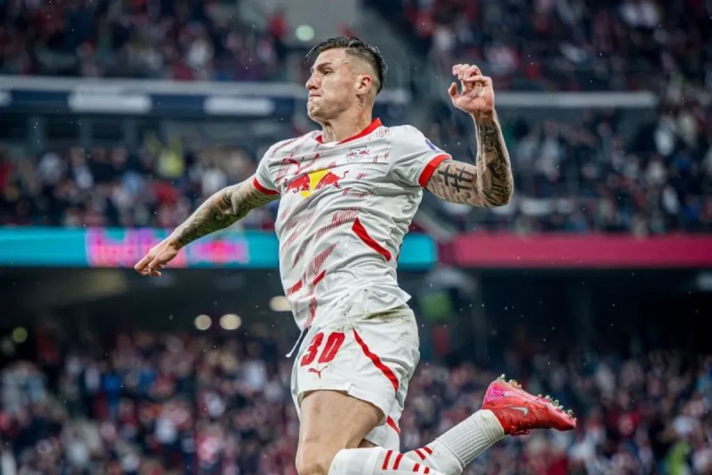 Benjamin Sesko Transfer News: Manchester United Awaiting Final Decision