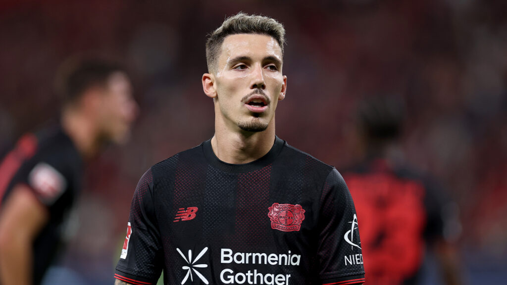 Alex Grimaldo Delivers Amazing Free-Kick Goal Against Copenhagen