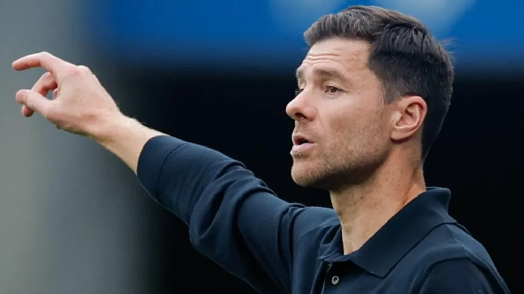 Alonso Expresses Frustration Over Controversial Refereeing in Today’s Match