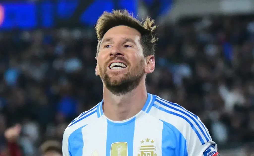 Argentina Faces Another Setback as Veteran Player Suspended Ahead of 2026 World Cup Opener Against Ecuador, with Messi’s Status Still Uncertain