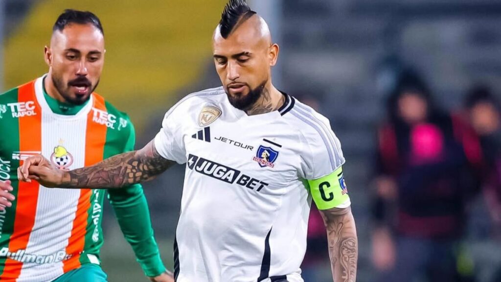Arturo Vidal Celebrates a Close Friend’s Birthday During Vacation Arturo Vidal Celebrates a Close Friend’s Birthday During Vacation