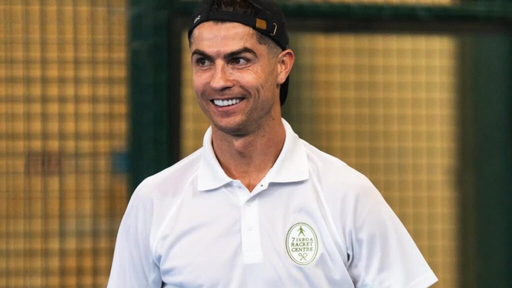 Cristiano Ronaldo Kicks Off the FIP Silver Padel Tournament in Lisbon Cristiano Ronaldo Kicks Off the FIP Silver Padel Tournament in Lisbon