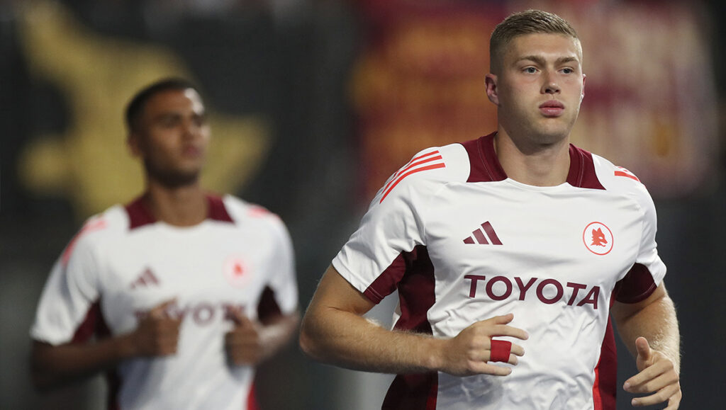 Dovbyk’s Potential Move to England This Winter After Milan Stalemate