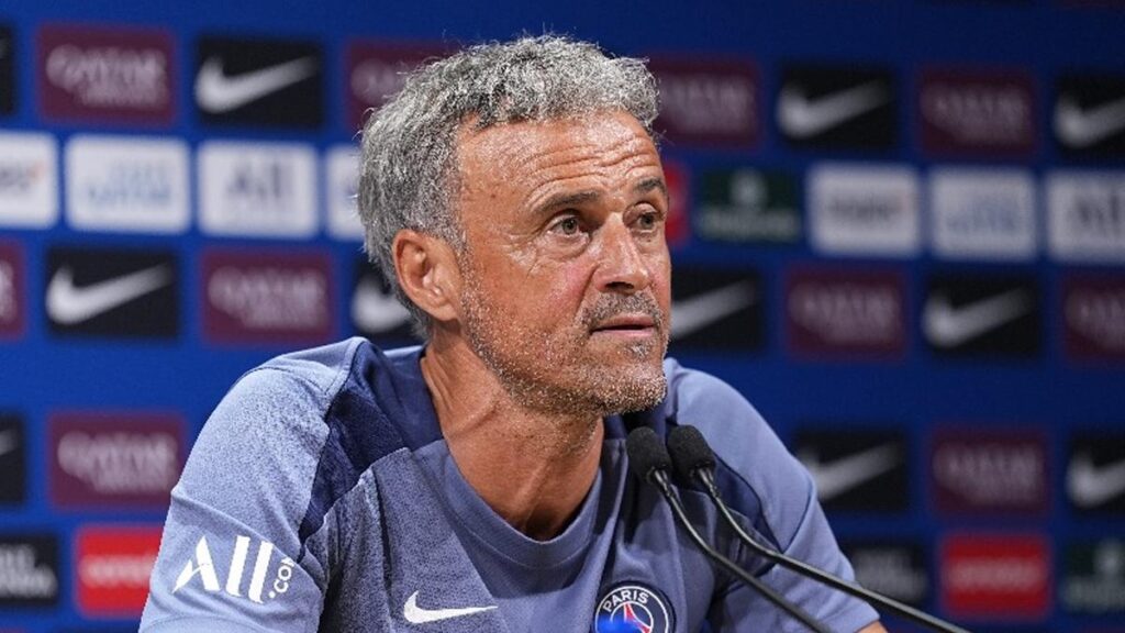 Enrique Recovers from Surgery, Set to Miss PSG’s Upcoming Match