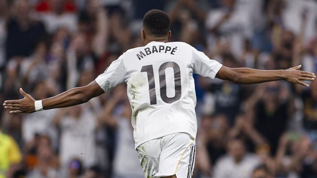 Kylian Mbappé Responds to Fútbol Mahou’s La Liga Player of the Month Recognition