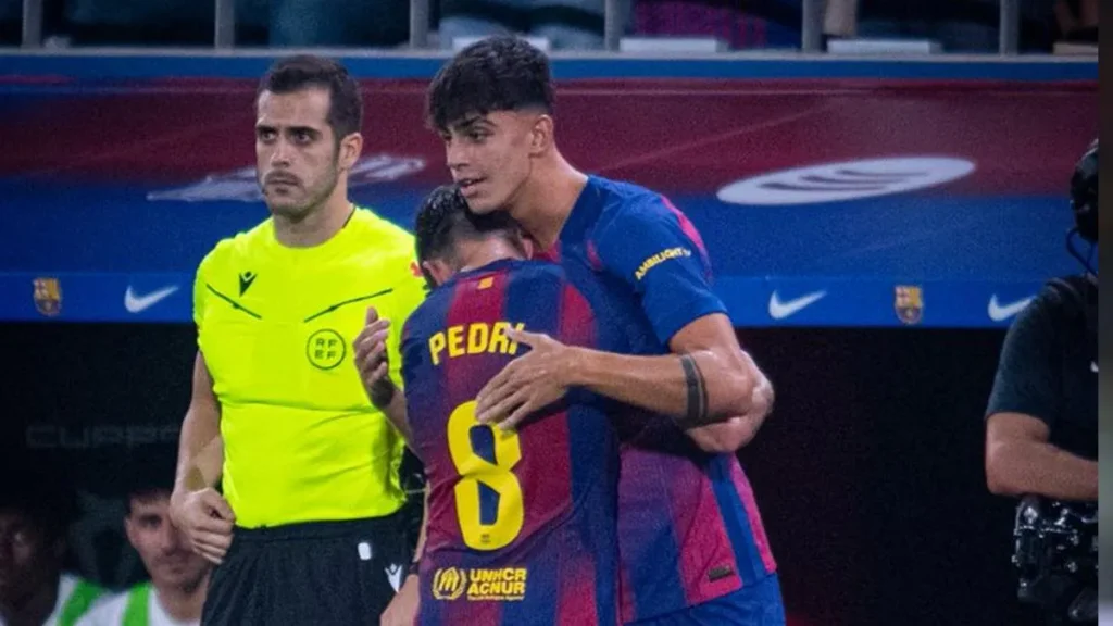 Marc Bernal Makes Comeback on the Pitch After 383 Days of Waiting by Fans