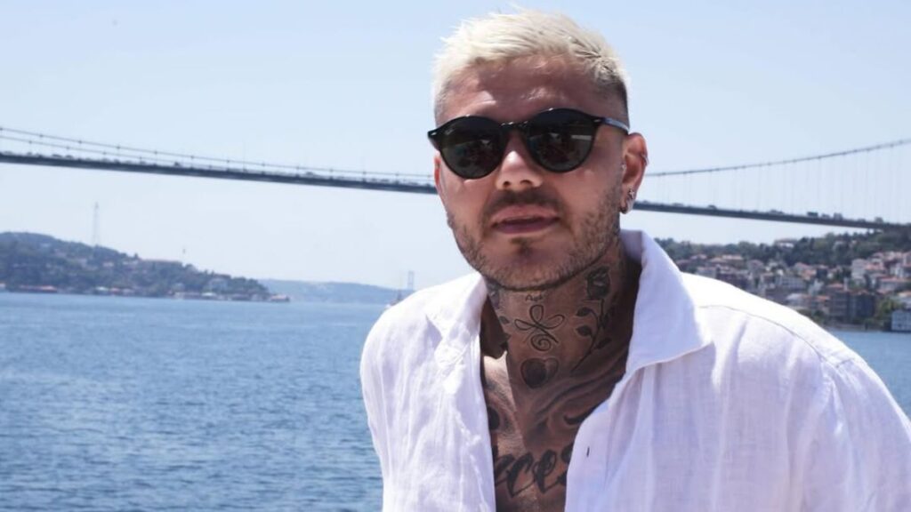 Mauro Icardi Takes a Break in Istanbul Amid International Break Mauro Icardi Takes a Break in Istanbul Amid International Break