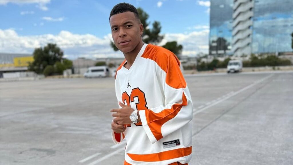 Mbappé Reflects on Last Week with Shared Photos During International Break