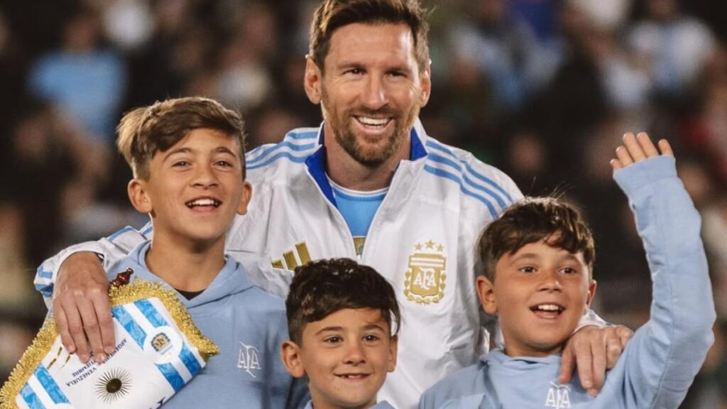 Messi’s Wife Shares Heartwarming Family Photo Before His Possible Final Game in Argentina