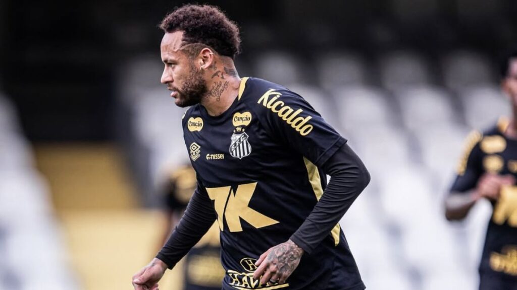 Neymar Posts Personal Training Hall Photo Neymar Posts Personal Training Hall Photo