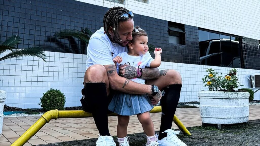Neymar Shares Heartwarming Photo with His Daughter