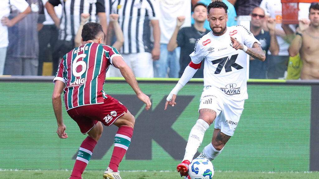 Neymar to Sit Out All Matches on Artificial Turf This Season