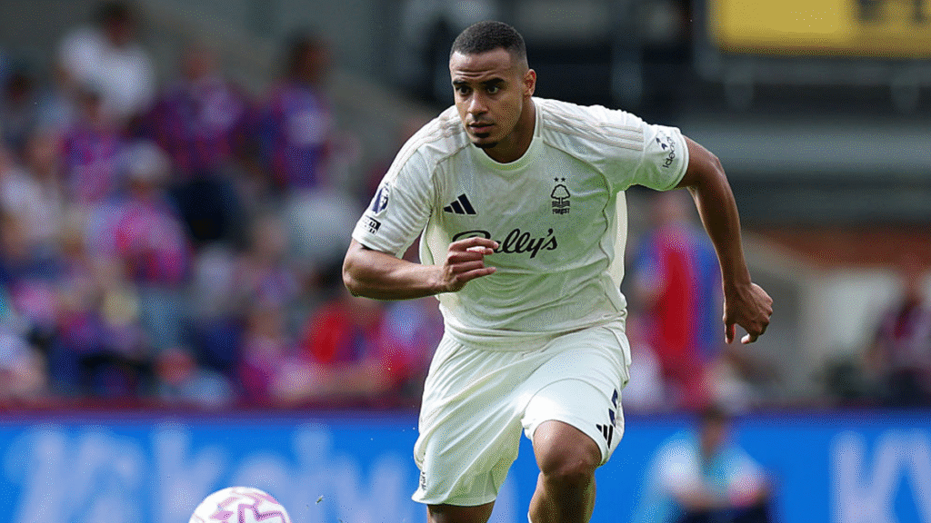 Nottingham Forest Defender Attracts Attention from Arsenal and Barcelona Nottingham Forest Defender Attracts Attention from Arsenal and Barcelona