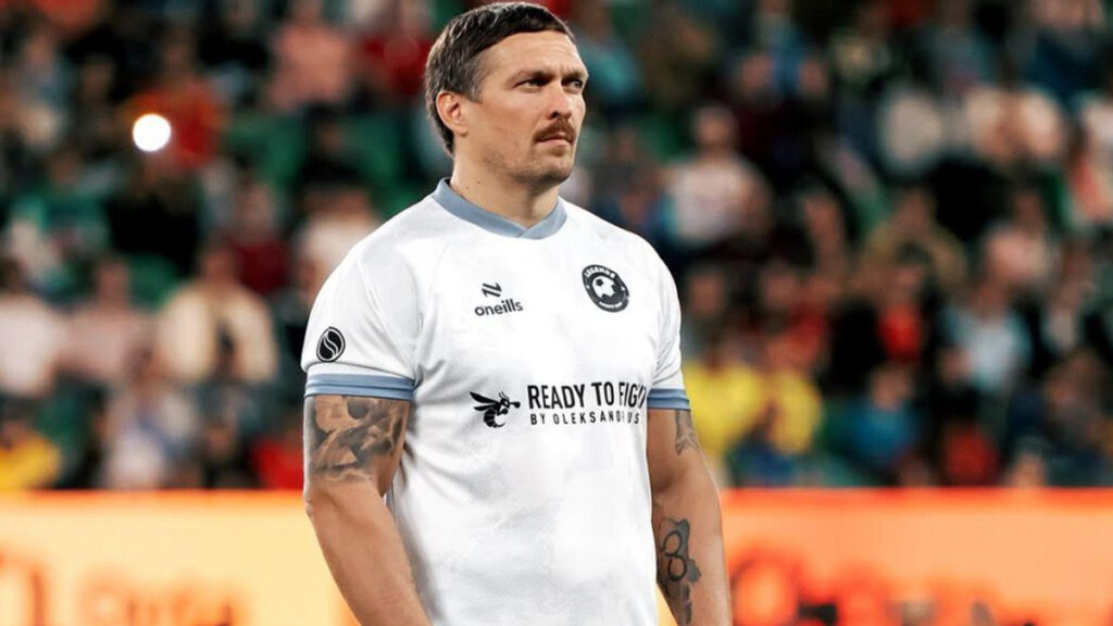 Oleksandr Usyk Names His Unexpected Choice for Ballon d’Or