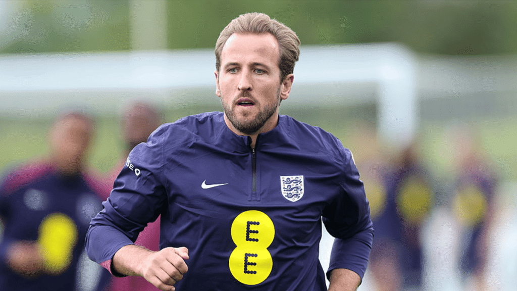 Owen Thinks Kane’s Transfer to Bayern Was a Mistake