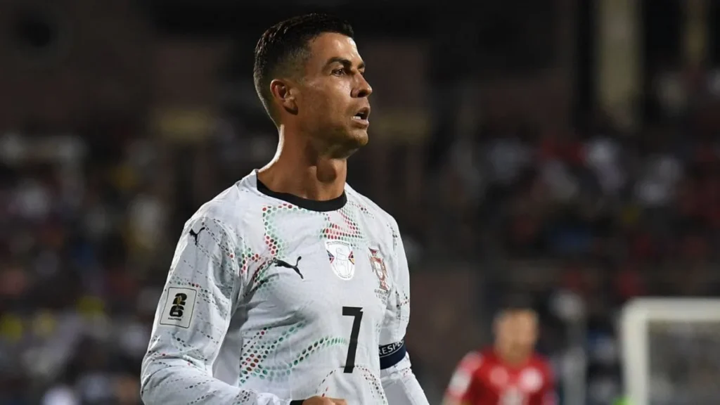 Ronaldo Ranks First Among Highest-Paid Athletes, Messi Comes in Third