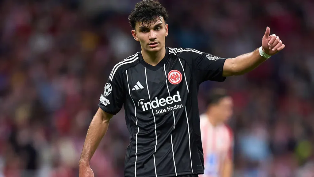 Eintracht Frankfurt Sets Price for Premier League Clubs Interested in Can Uzun