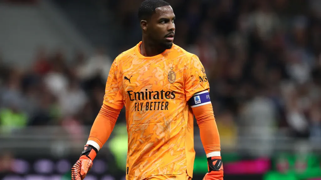 Juventus Interested in Signing Mike Maignan