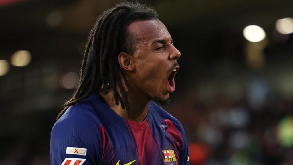 Koundé Celebrates 150 Matches with Barcelona