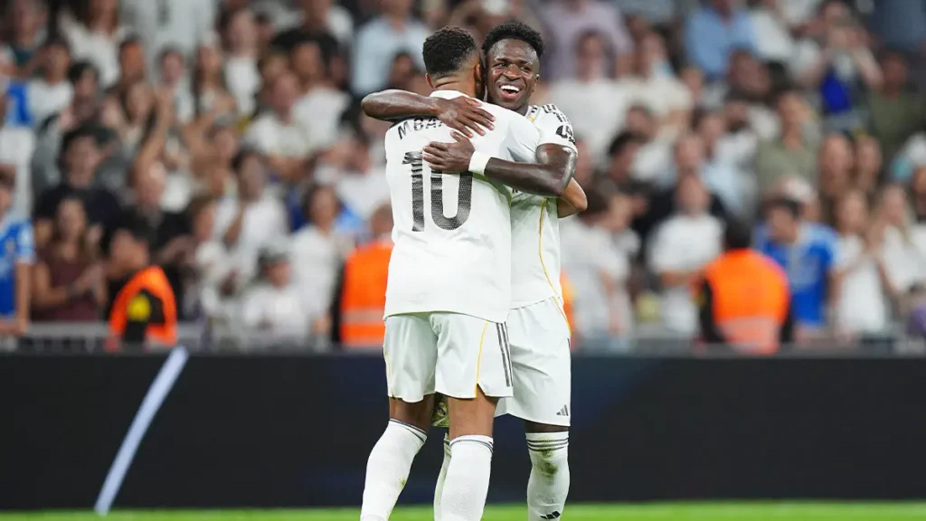 Kylian Mbappé Praises Vinícius: “He’s a Great Player and a Wonderful Person”