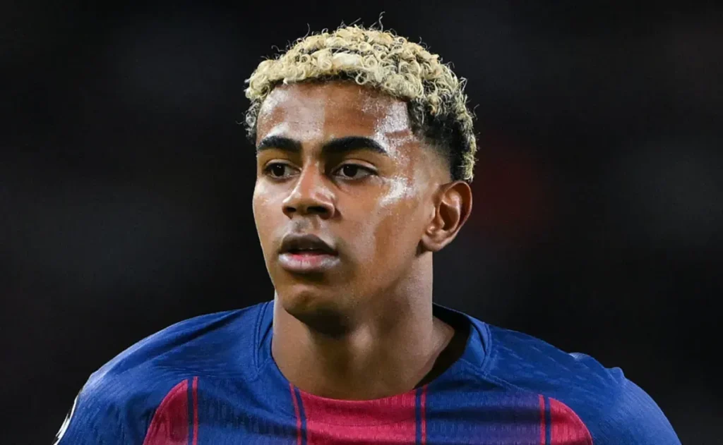 Lamine Yamal’s Remarks on Real Madrid and Referees Trigger Strong Response from Kylian Mbappe’s Teammates