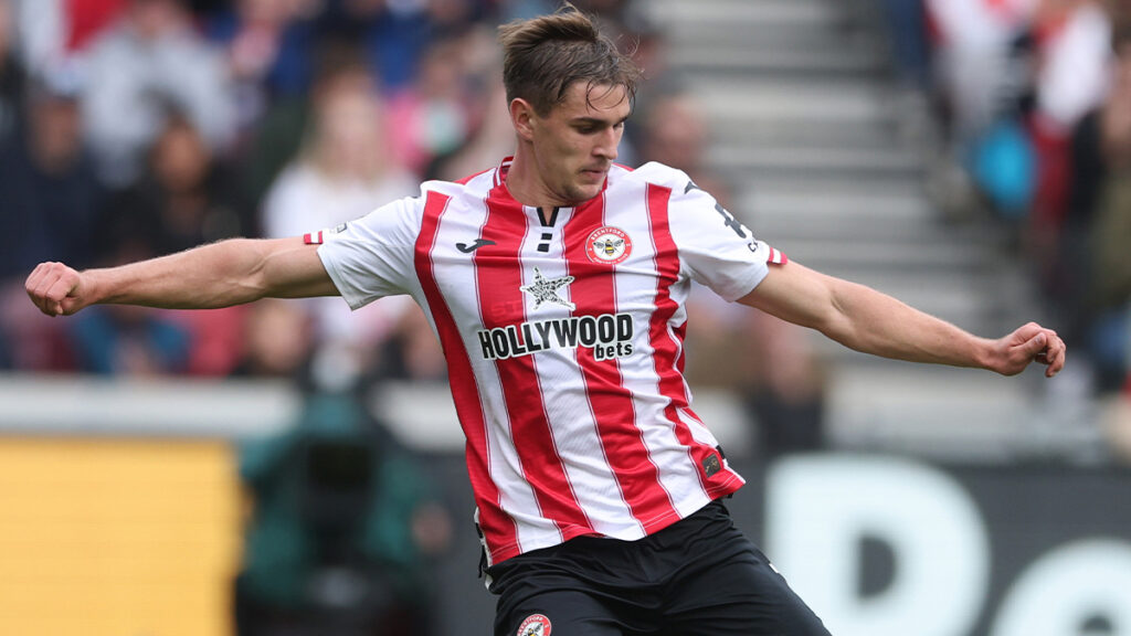 Manchester United and Tottenham Compete for Ukrainian Brentford Star