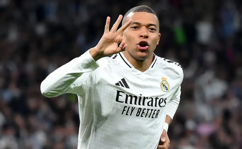 Mbappe Surpasses Ronaldo and Benzema, but Messi Remains Champion in Champions League Records