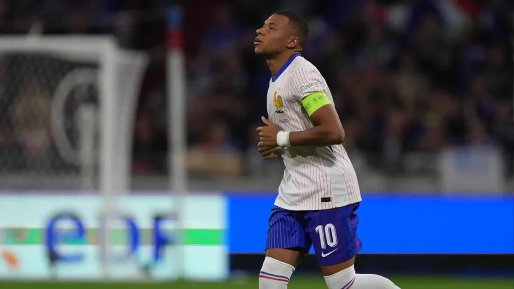 Mbappé and Konaté Sit Out France Training with Injuries