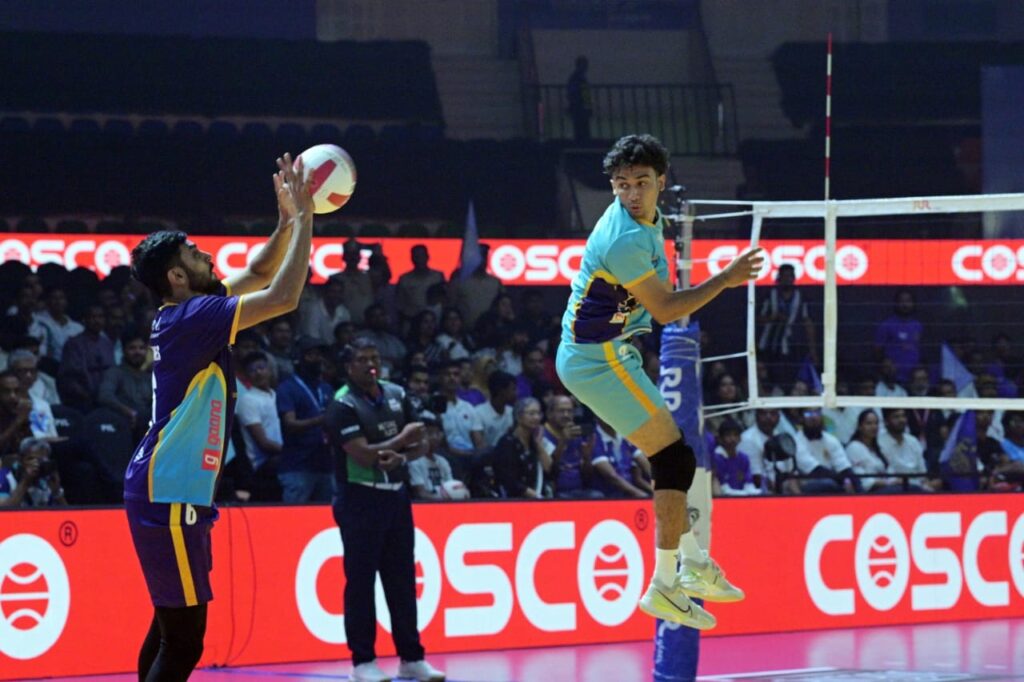 Prime Volleyball League: Ahmedabad Defenders Defeat Delhi Toofans in Five-Set Match