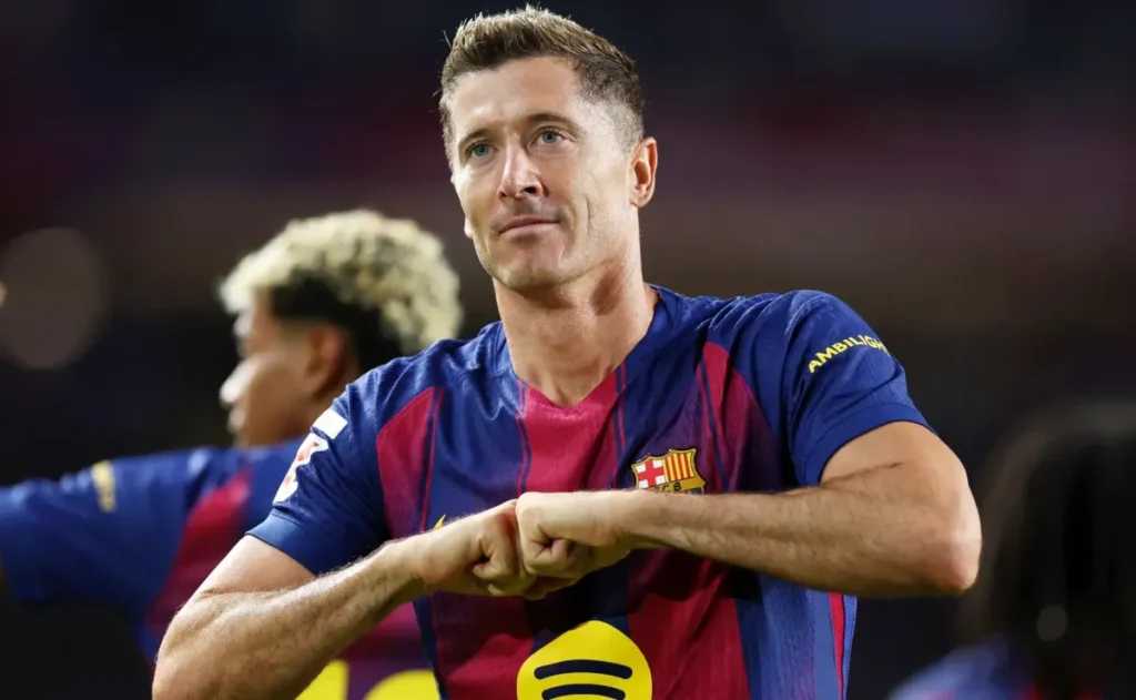 Robert Lewandowski’s Absence from Barcelona’s Starting Lineup Against PSG in 2025-26 UEFA Champions League