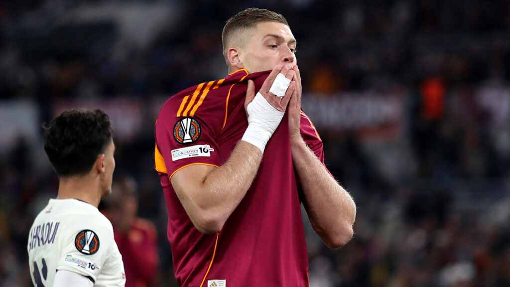 Roma Struggles as They Miss Three Straight Penalties Against Lille