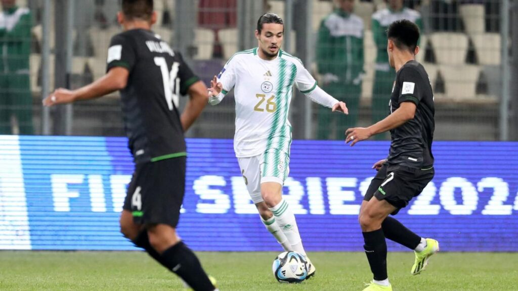 Robin Van Persie’s Stellar Moonlit Voyage with Anis Hadj Moussa