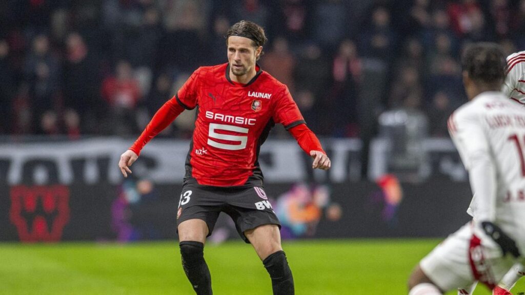 Why OL Bet on Hans Hateboer: A Versatile Player at Atalanta, a Letdown at Rennes, and Eager for Redemption Why OL Bet on Hans Hateboer: A Versatile Player at Atalanta, a Letdown at Rennes, and Eager for Redemption