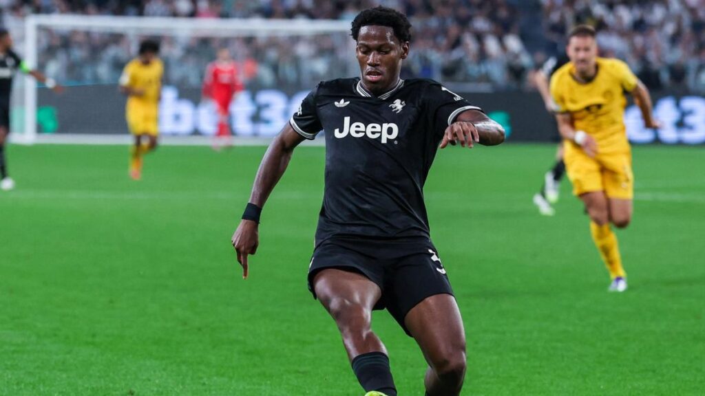 Jonathan David’s Costly Mistake That Led to Juventus conceding a Goal Jonathan David’s Costly Mistake That Led to Juventus conceding a Goal