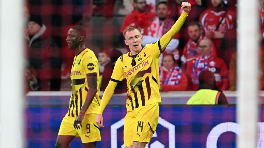 Dortmund Secures Last-Minute Victory Against Cologne Dortmund Secures Last-Minute Victory Against Cologne