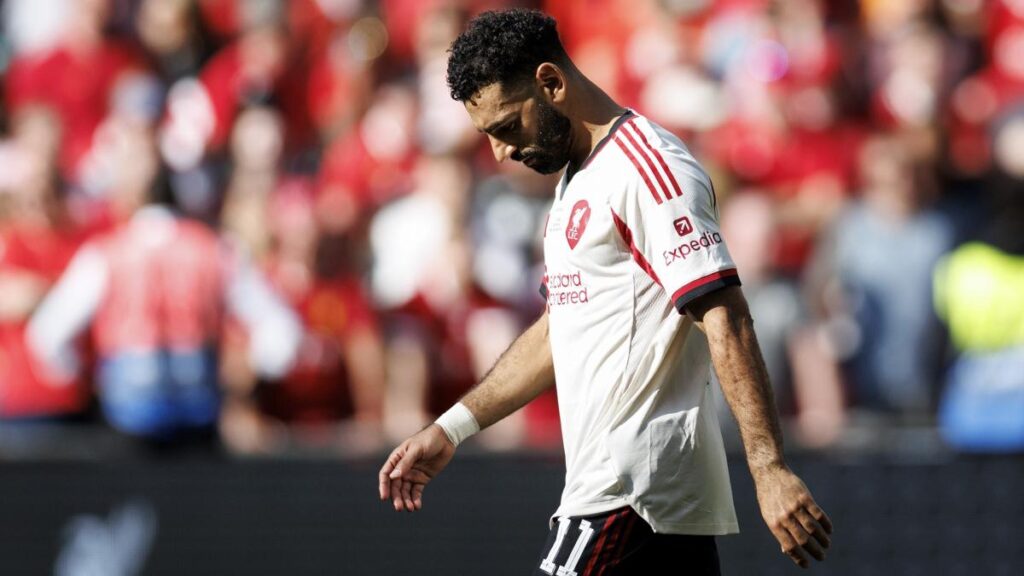 Paul Scholes Takes Aim at Mohamed Salah in Heated Exchange Paul Scholes Takes Aim at Mohamed Salah in Heated Exchange