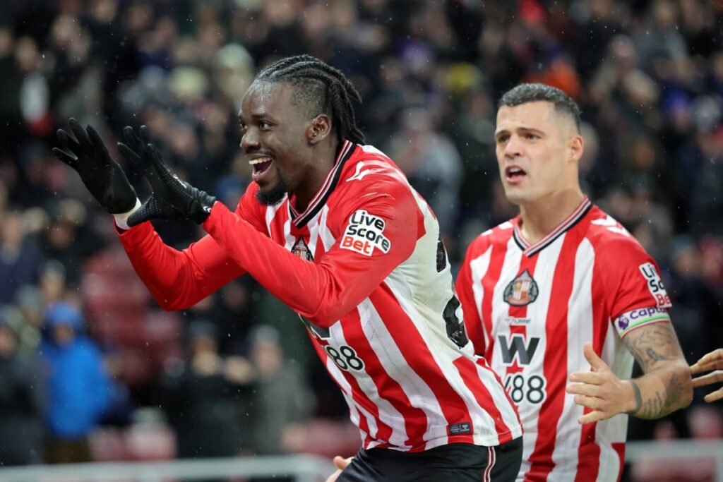 Sunderland Comeback to Win 7-Goal Thriller, Brentford Also Secure Victory Sunderland Comeback to Win 7-Goal Thriller, Brentford Also Secure Victory