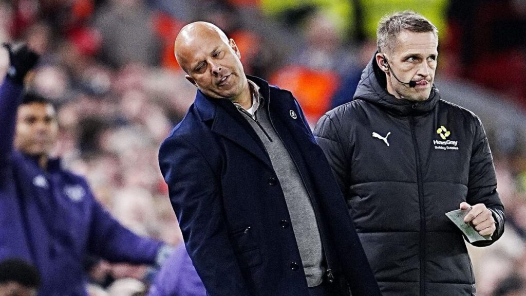 Arne Slot and Liverpool’s Unraveling Journey Continues! Arne Slot and Liverpool’s Unraveling Journey Continues!