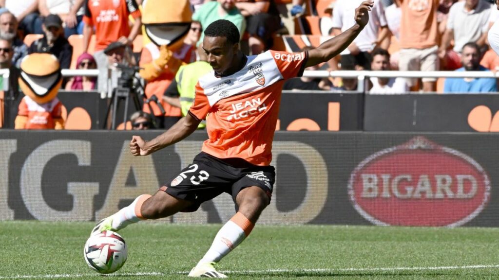 Official Compositions of France and the Faroe Islands