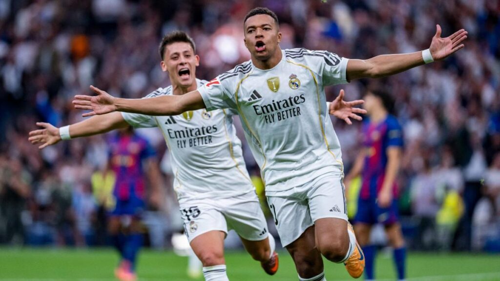 Kylian Mbappé’s Kind Gesture Towards Vinicius Jr. Upsets Madrid Fans Kylian Mbappé’s Kind Gesture Towards Vinicius Jr. Upsets Madrid Fans