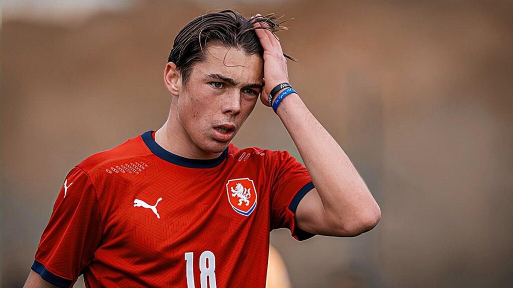 Gianluigi Buffon Shares Candid Moments with His Son Louis