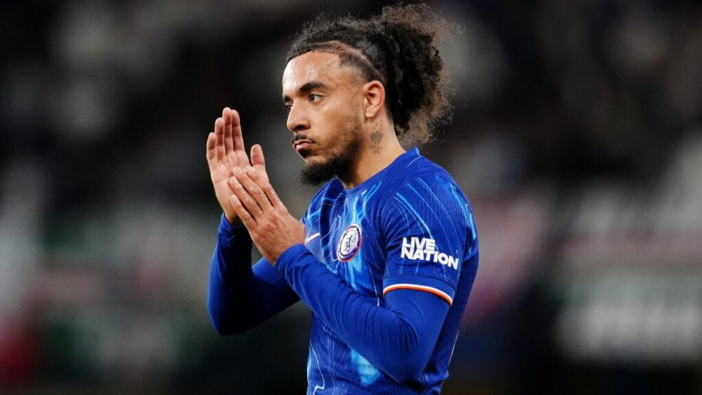 Enzo Maresca Praises Malo Gusto’s Outstanding Performances and Potential Enzo Maresca Praises Malo Gusto’s Outstanding Performances and Potential