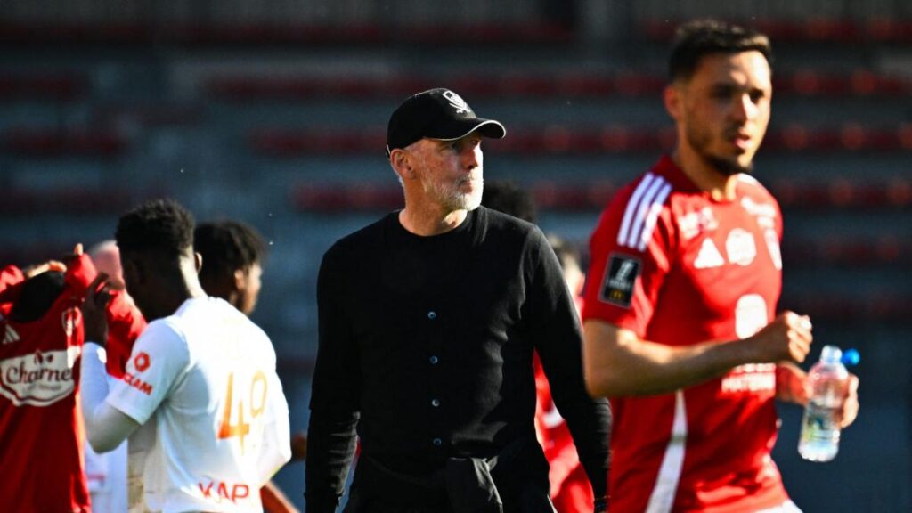 Éric Roy Dominates OL in a Stunning Display, Leaving Corentin Tolisso in the Dust! Éric Roy Dominates OL in a Stunning Display, Leaving Corentin Tolisso in the Dust!