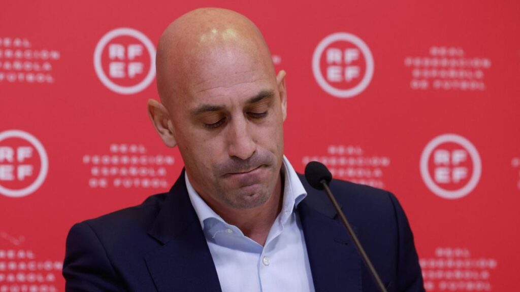 Uncle Luis Rubiales’ Lunar Insights Following the Egg-throwing Incident