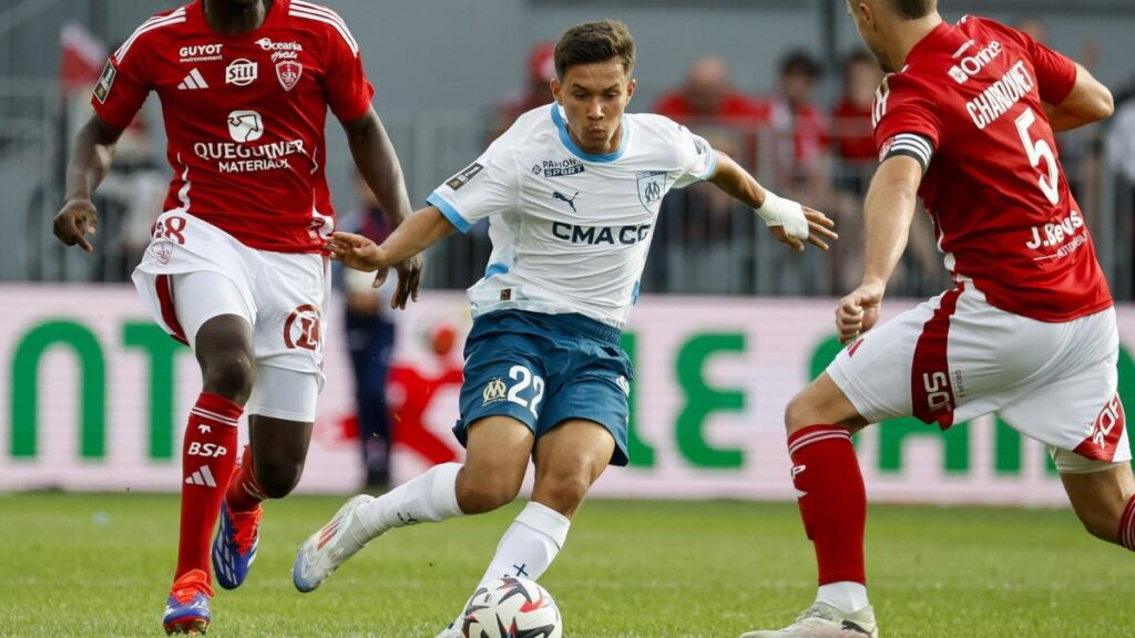 Enzo Sternal Delivers a Message to OM Fans