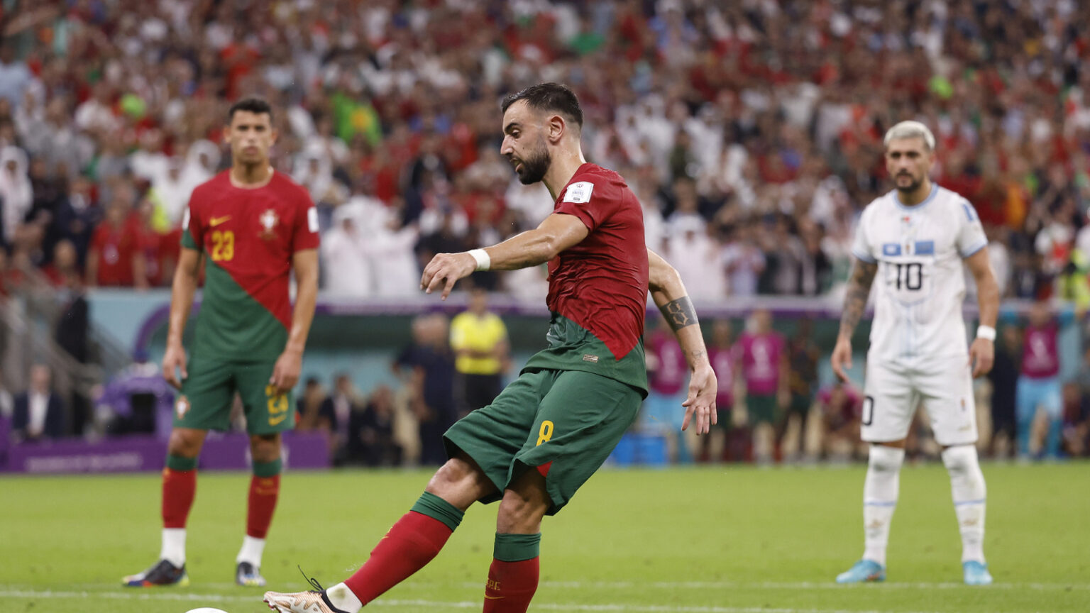 Bruno Fernandes Discusses Why He Turned Down Moves from Manchester United Twice