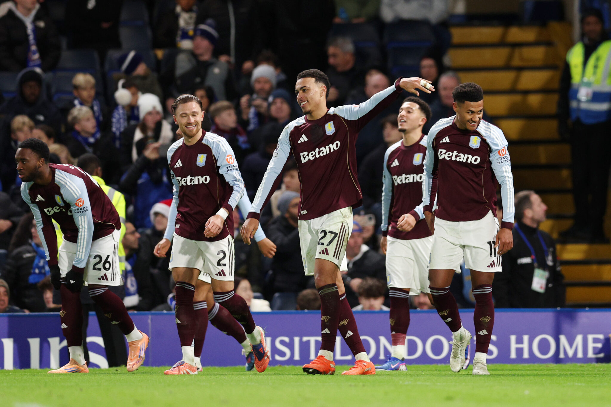 Emery Downplays Title Aspirations for Aston Villa